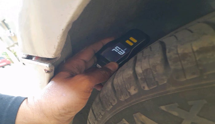 2011 Volkswagen Polo TRENDLINE 1.2L PETROL, Petrol, Manual, 88,005 km, tyre