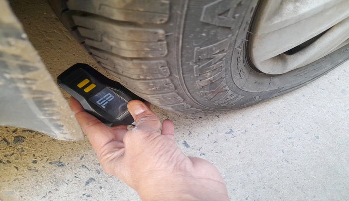 2011 Volkswagen Polo TRENDLINE 1.2L PETROL, Petrol, Manual, 88,005 km, tyre