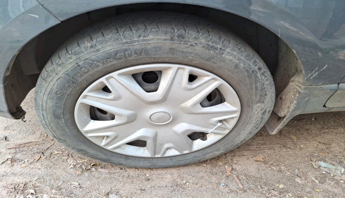 2018 Ford Ecosport TREND+ 1.5L DIESEL, Diesel, Manual, 1,19,888 km, tyre