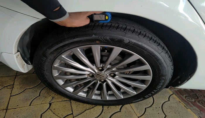 2016 Maruti Ciaz ZDI SHVS, Diesel, Manual, 1,00,139 km, tyre