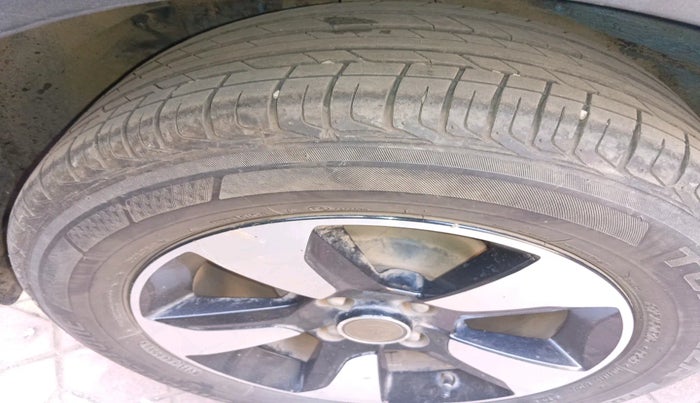 2018 Tata NEXON XZ PLUS PETROL, Petrol, Manual, 70,454 km, tyre