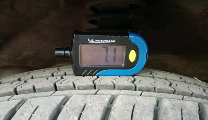 2020 Maruti Eeco 5 STR WITH A/C+HTR CNG, Petrol, Manual, 43,504 km, tyre