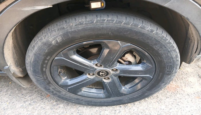 2021 Tata NEXON EV XZ PLUS DARK EDITION, Electric, Automatic, 58,118 km, tyre