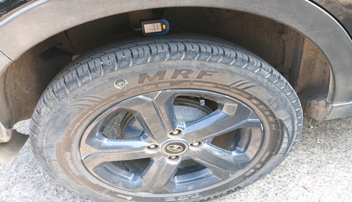 2021 Tata NEXON EV XZ PLUS DARK EDITION, Electric, Automatic, 58,118 km, tyre