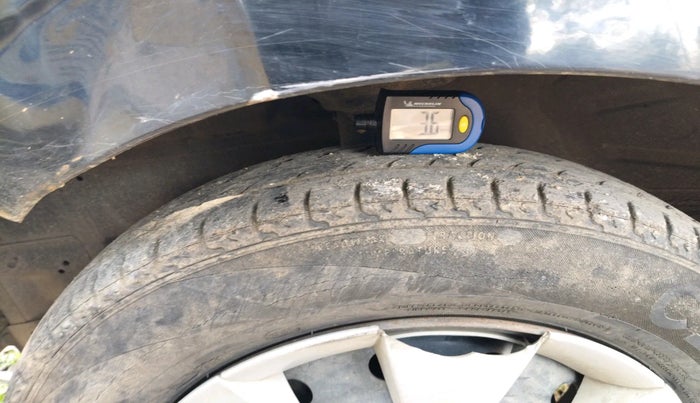 2010 Maruti A Star VXI, Petrol, Manual, 50,056 km, tyre