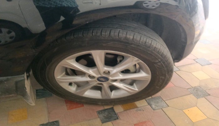 2021 Ford Ecosport TITANIUM 1.5L PETROL, Petrol, Manual, 67,240 km, tyre