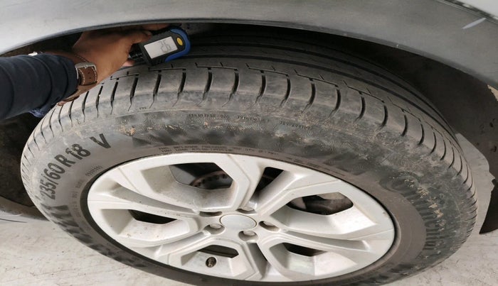 2019 Landrover DISCOVERY SPORT S, Diesel, Automatic, 1,23,221 km, tyre