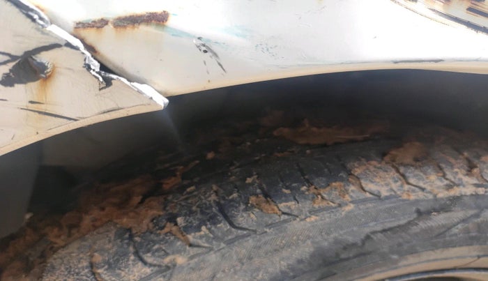 2015 Ford Figo ZXI 1.4 DIESEL, Diesel, Manual, 1,15,053 km, tyre