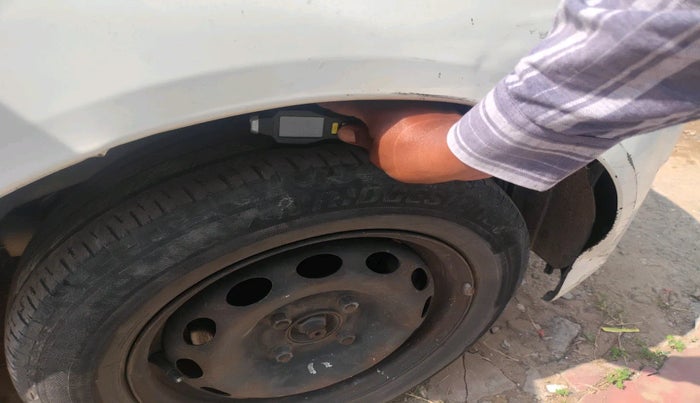 2015 Ford Figo ZXI 1.4 DIESEL, Diesel, Manual, 1,15,053 km, tyre