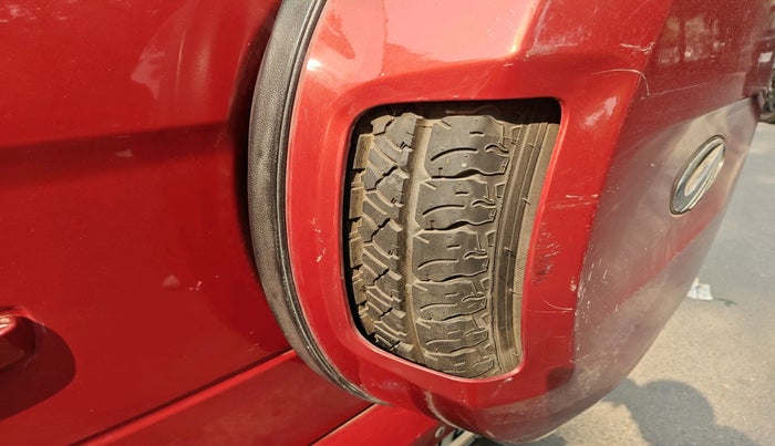 2015 Mahindra TUV300 T8 AMT, Diesel, Automatic, 81,116 km, tyre