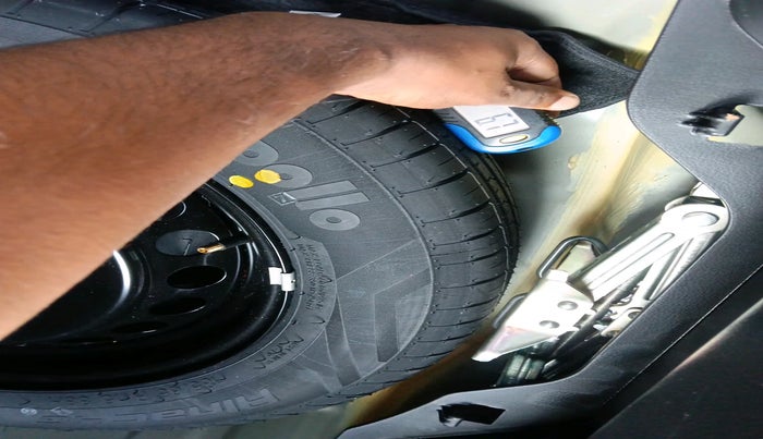 2024 Maruti Baleno DELTA 1.2 AGS, Petrol, Automatic, 2,089 km, tyre