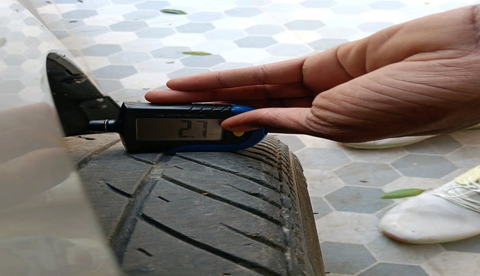 2015 Hyundai Grand i10 SPORTZ 1.2 KAPPA VTVT, Petrol, Manual, 63,528 km, tyre