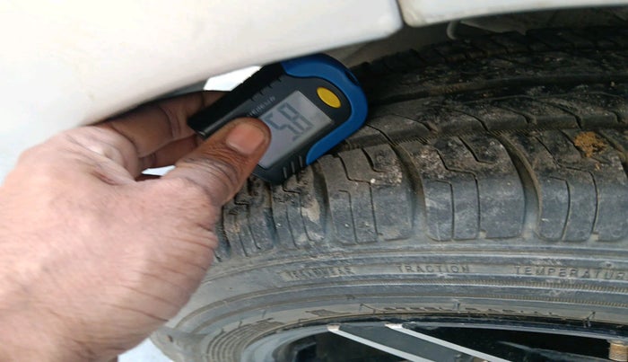 2015 Hyundai Grand i10 SPORTZ 1.2 KAPPA VTVT, Petrol, Manual, 63,528 km, tyre