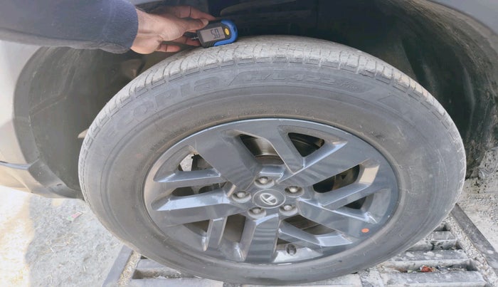 2021 Tata Harrier XZ PLUS 2.0L DARK EDITION, Diesel, Manual, 80,029 km, tyre