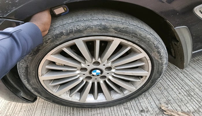 2014 BMW 3 Series 320D GT LUXURY LINE, Diesel, Automatic, 42,000 km, tyre