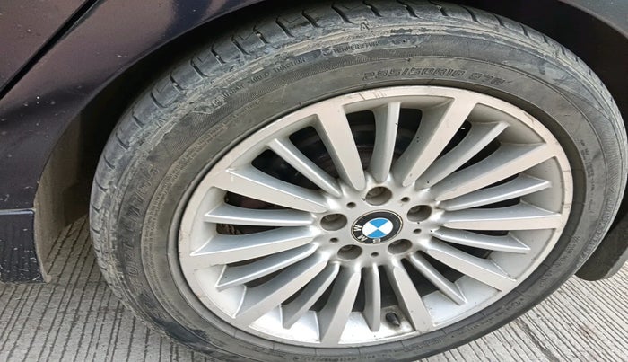 2014 BMW 3 Series 320D GT LUXURY LINE, Diesel, Automatic, 42,000 km, tyre