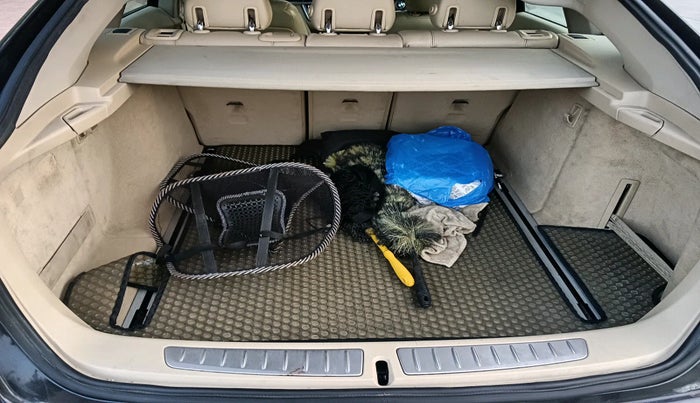 2014 BMW 3 Series 320D GT LUXURY LINE, Diesel, Automatic, 42,000 km, tyre