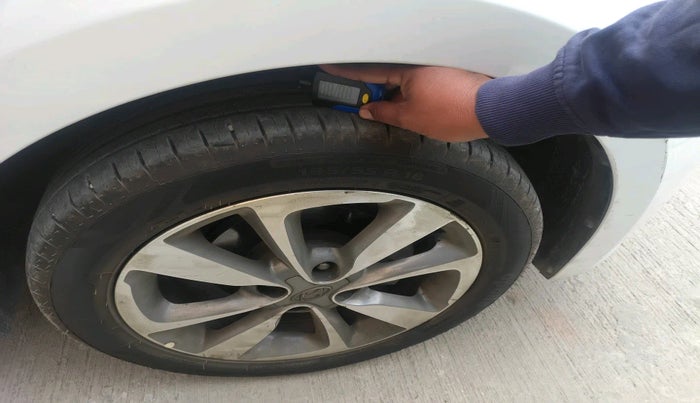 2014 Hyundai i20 ASTA 1.2, Petrol, Manual, 16,799 km, tyre