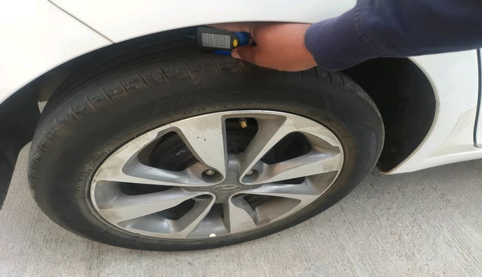 2014 Hyundai i20 ASTA 1.2, Petrol, Manual, 16,799 km, tyre