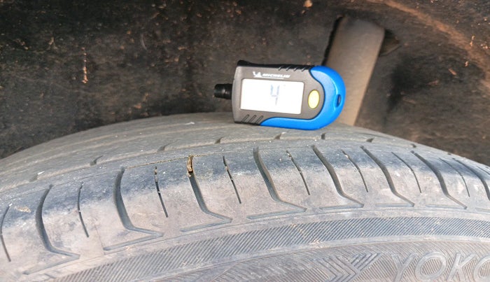 2019 Maruti Vitara Brezza ZDI PLUS, Diesel, Manual, 95,638 km, tyre