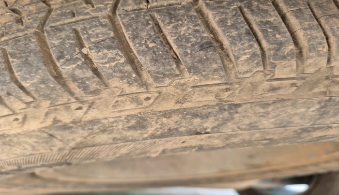 2013 Mahindra XUV500 W8, Diesel, Manual, 97,091 km, tyre