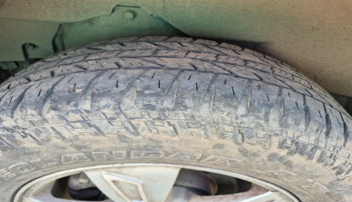 2013 Mahindra XUV500 W8, Diesel, Manual, 97,091 km, tyre