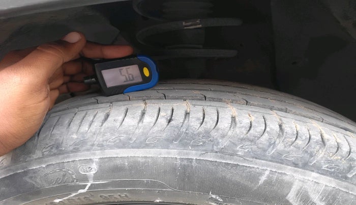 2022 Maruti BREZZA VXI SMART HYBRID, Petrol, Manual, 21,321 km, tyre