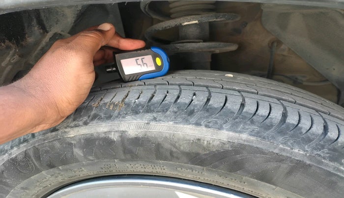 2022 Maruti BREZZA VXI SMART HYBRID, Petrol, Manual, 21,321 km, tyre