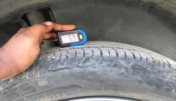 2022 Maruti BREZZA VXI SMART HYBRID, Petrol, Manual, 21,321 km, tyre