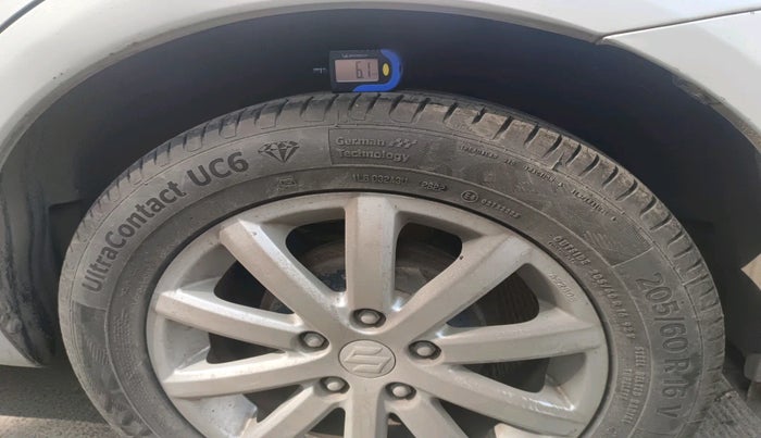 2010 Maruti SX4 ZXI, Petrol, Manual, 48,425 km, tyre