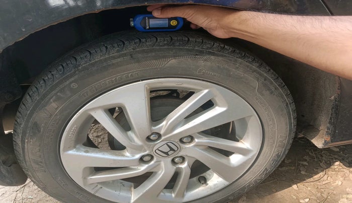 2016 Honda Jazz 1.2L I-VTEC V, Petrol, Manual, 99,130 km, tyre