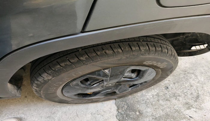 2024 Tata PUNCH ADVENTURE MT, Petrol, Manual, 13,059 km, tyre