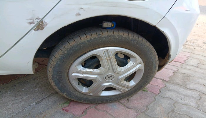 2018 Tata Tiago XT PETROL, Petrol, Manual, 41,544 km, tyre