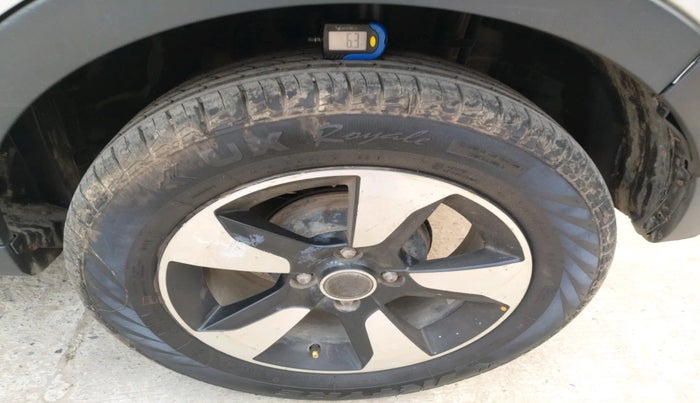 2019 Tata NEXON XZA PLUS PETROL, Petrol, Automatic, 76,997 km, tyre