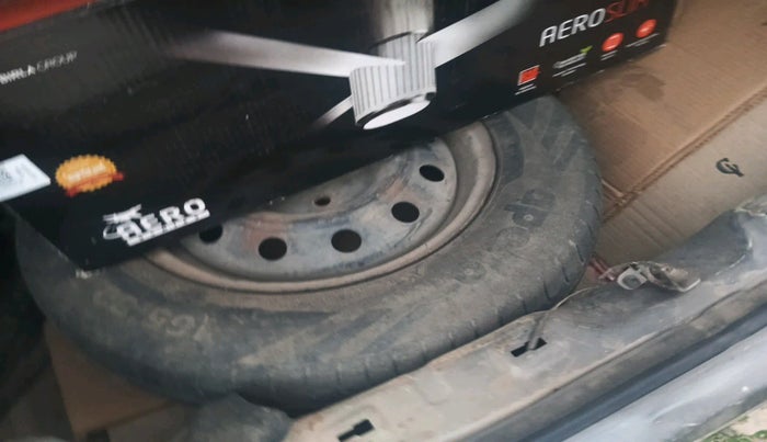 2013 Maruti Swift Dzire VDI, Diesel, Manual, 1,82,970 km, tyre