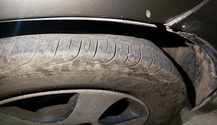 2015 Honda Amaze 1.2L I-VTEC S, Petrol, Manual, 85,334 km, tyre