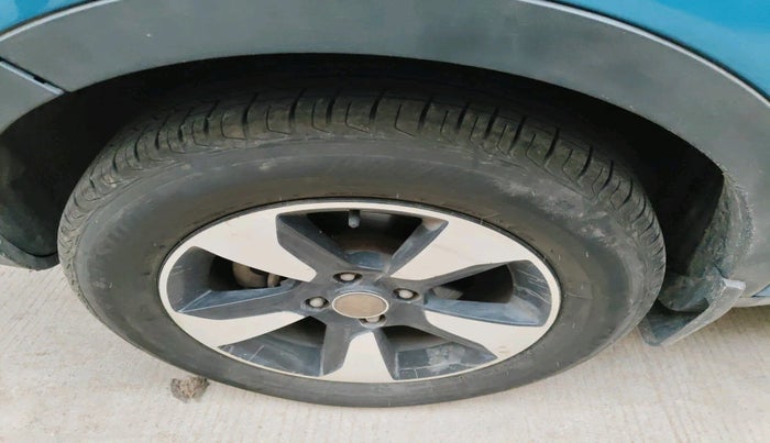 2019 Tata NEXON XZ PLUS PETROL, Petrol, Manual, 51,995 km, tyre