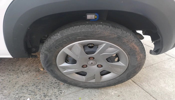 2020 Renault Kwid RXT 1.0 AMT (O), Petrol, Automatic, 26,073 km, tyre