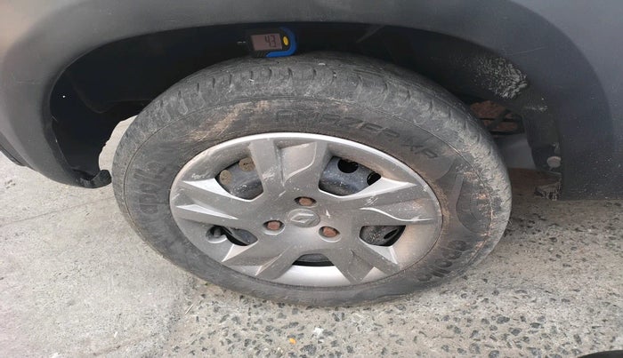 2020 Renault Kwid RXT 1.0 AMT (O), Petrol, Automatic, 26,073 km, tyre