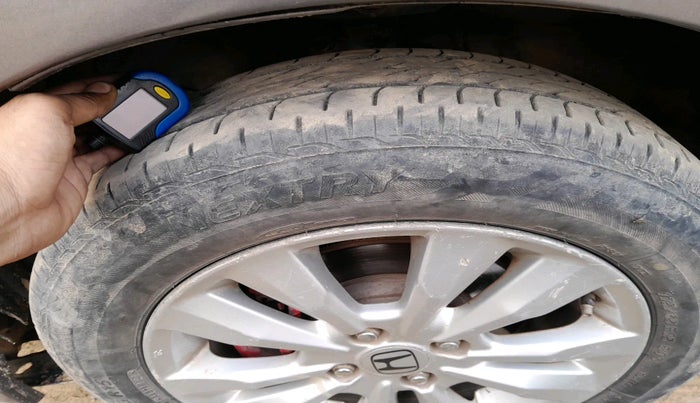 2012 Honda City 1.5L I-VTEC V AT, Petrol, Automatic, 1,16,032 km, tyre