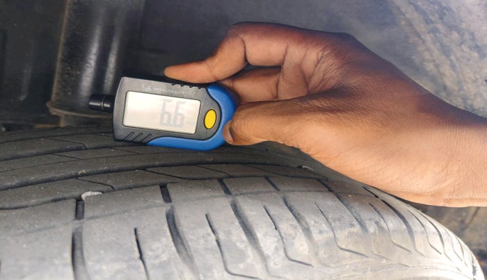 2018 Tata NEXON XZ PLUS DIESEL, Diesel, Manual, 62,880 km, tyre