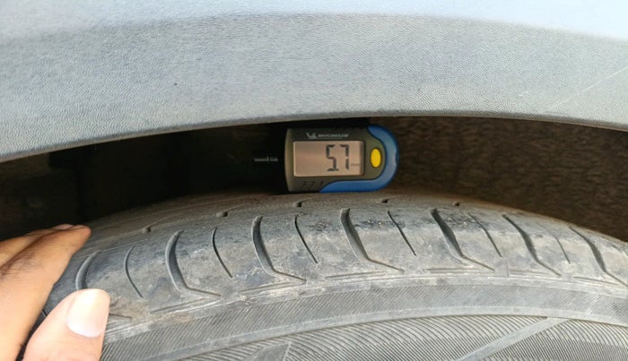 2022 KIA CARENS PRESTIGE PLUS 1.5 DIESEL 7 STR, Diesel, Manual, 82,850 km, tyre