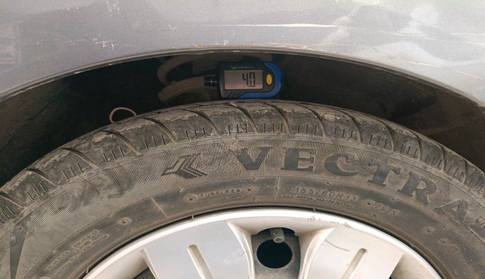 2010 Hyundai i10 SPORTZ 1.2, Petrol, Manual, 50,093 km, tyre