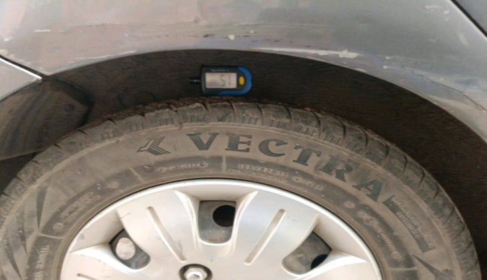 2010 Hyundai i10 SPORTZ 1.2, Petrol, Manual, 50,093 km, tyre