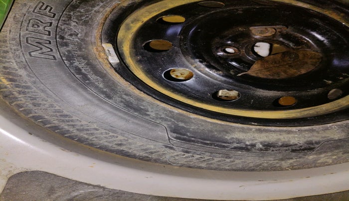 2010 Maruti Swift VDI, Diesel, Manual, 1,51,188 km, tyre