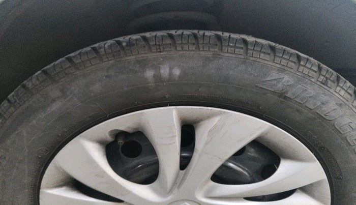 2010 Maruti Swift VDI, Diesel, Manual, 1,51,188 km, tyre