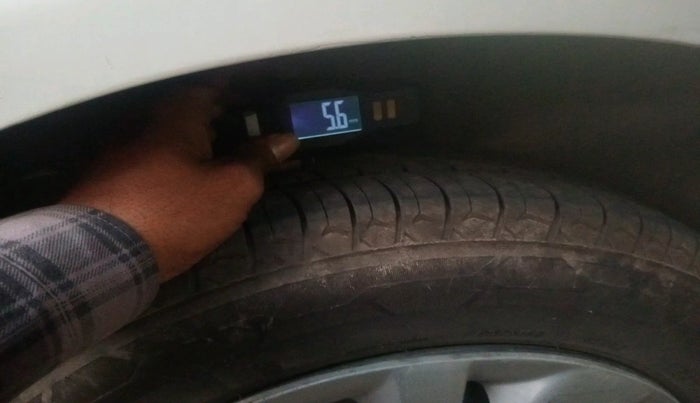 2014 Ford Figo EXI 1.4 DIESEL, Diesel, Manual, 1,22,220 km, tyre