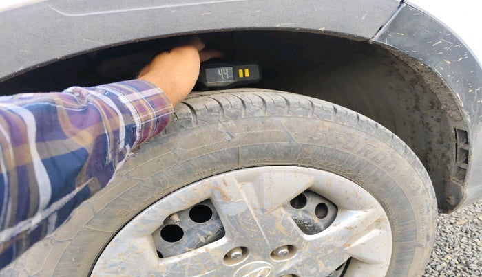 2022 Hyundai VENUE S+ 1.2, Petrol, Manual, 79,128 km, tyre