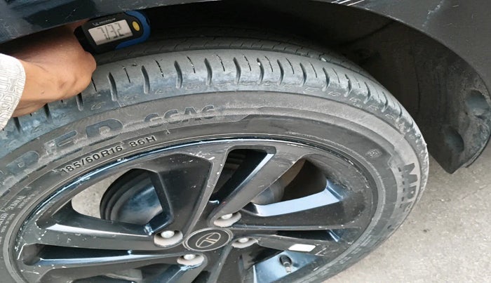 2023 Tata ALTROZ  XZA Plus Sunroof Dark Edition, Petrol, Automatic, 17,987 km, tyre