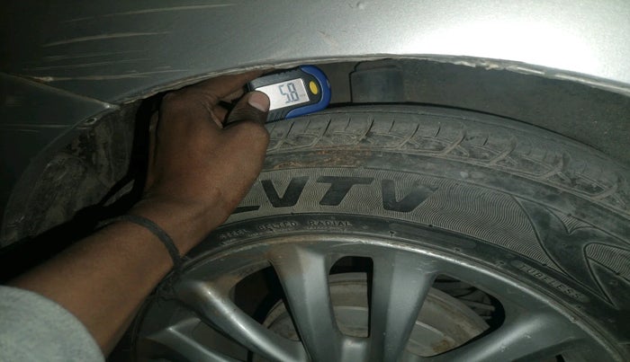 2011 Toyota Etios G, Petrol, Manual, 95,608 km, tyre